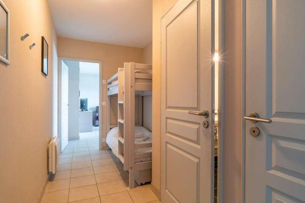 Chez Elisa - Dans Residence 4 Etoiles A קונקרנו מראה חיצוני תמונה